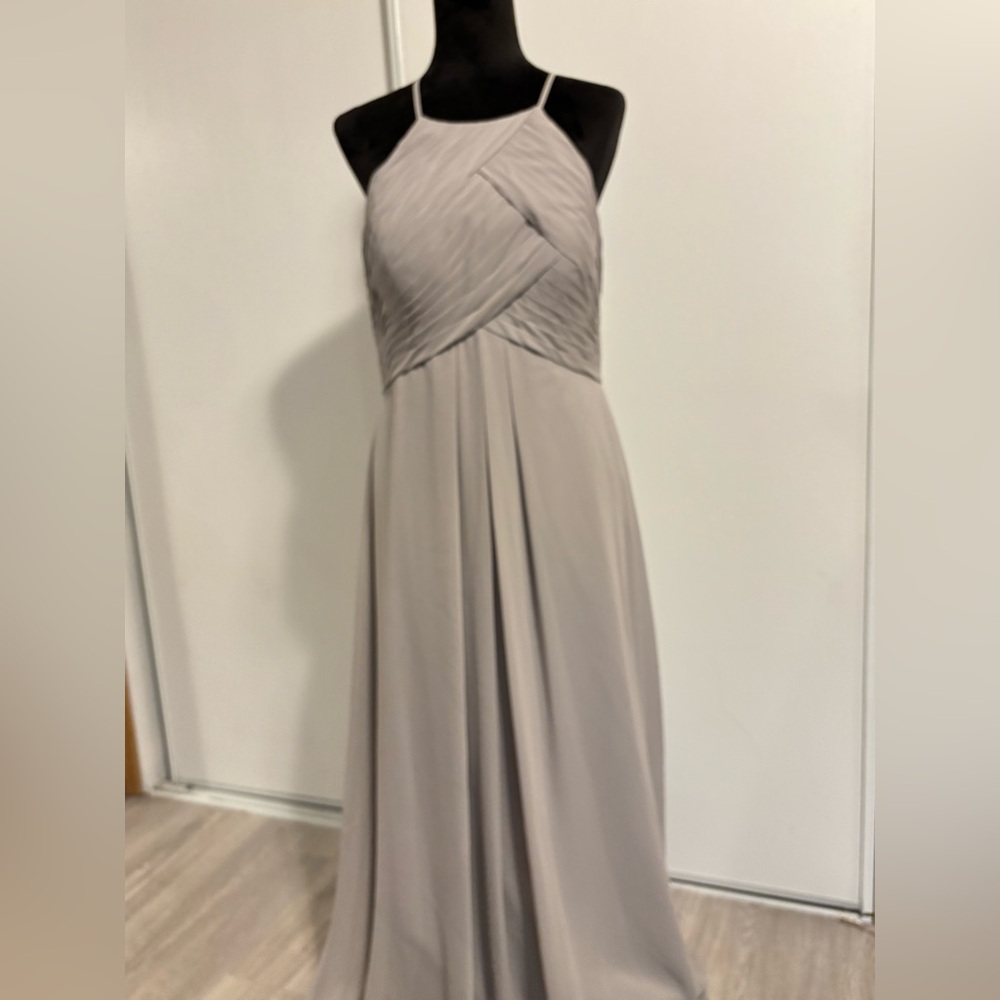 Azazie Women’s 12A Dusk A-Line Halter Pleated Chiffon Dress Wedding Bridesmaids